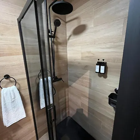 Urban Loft Rosal - Parking Privado Apartment